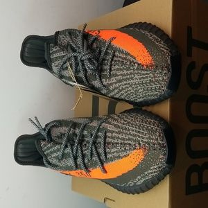 Adidas Yeezy Boost 350 V2 "Carbon Beluga"